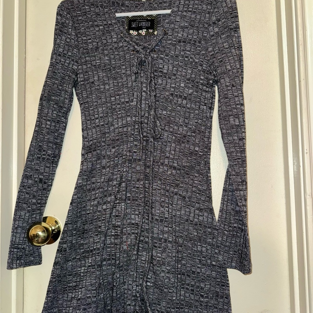 Sweet Wanderer | Gray Long Sleeve Dress | Small | Winter | Sexy